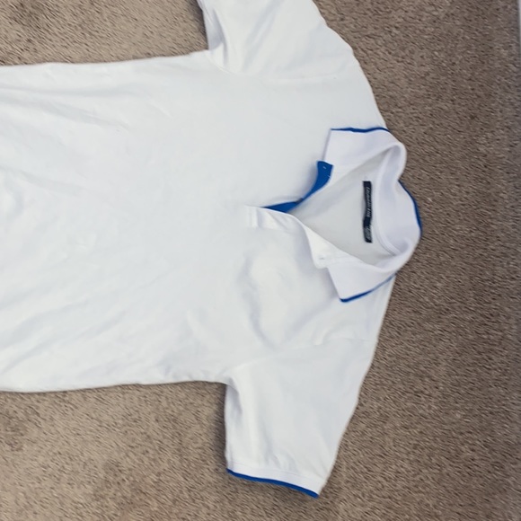 Calvin Klein - Picture 5 of 6